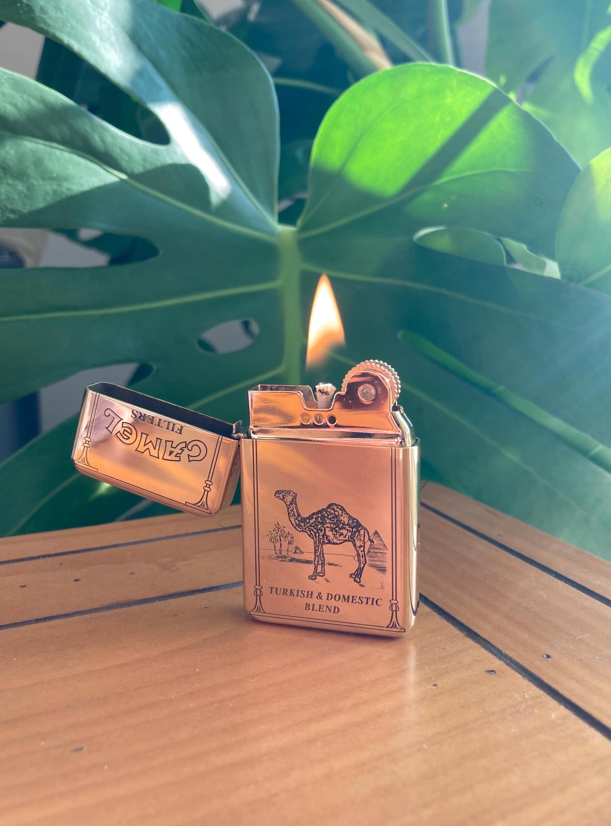 Photo Lighter Camel