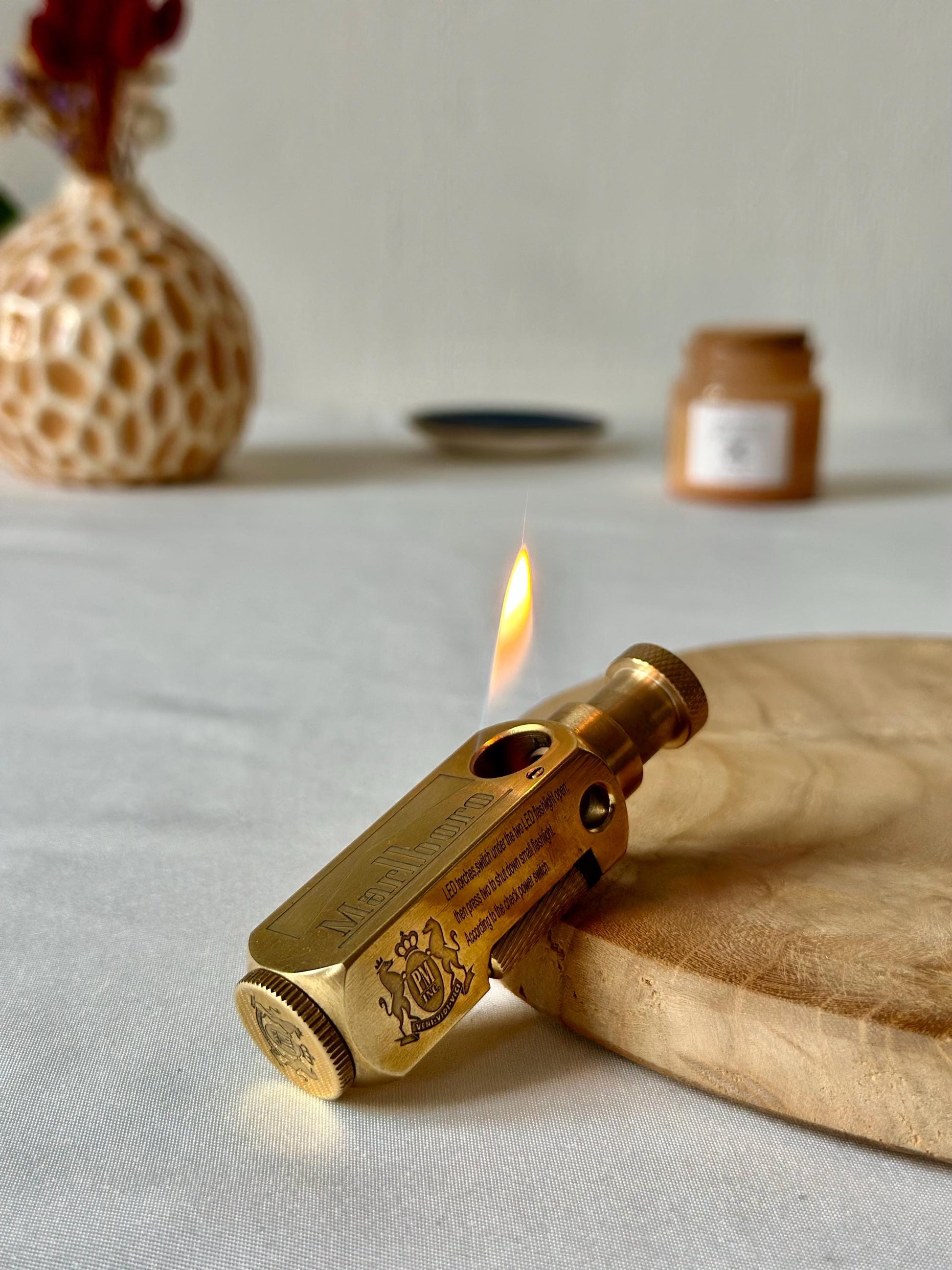 Vintage Marlboro Lighter Engraved Camel Cigarette Windproof Petrol Retro Zippo Style Exquisite Brass Kerosene Custom Windproof Vintage Gift