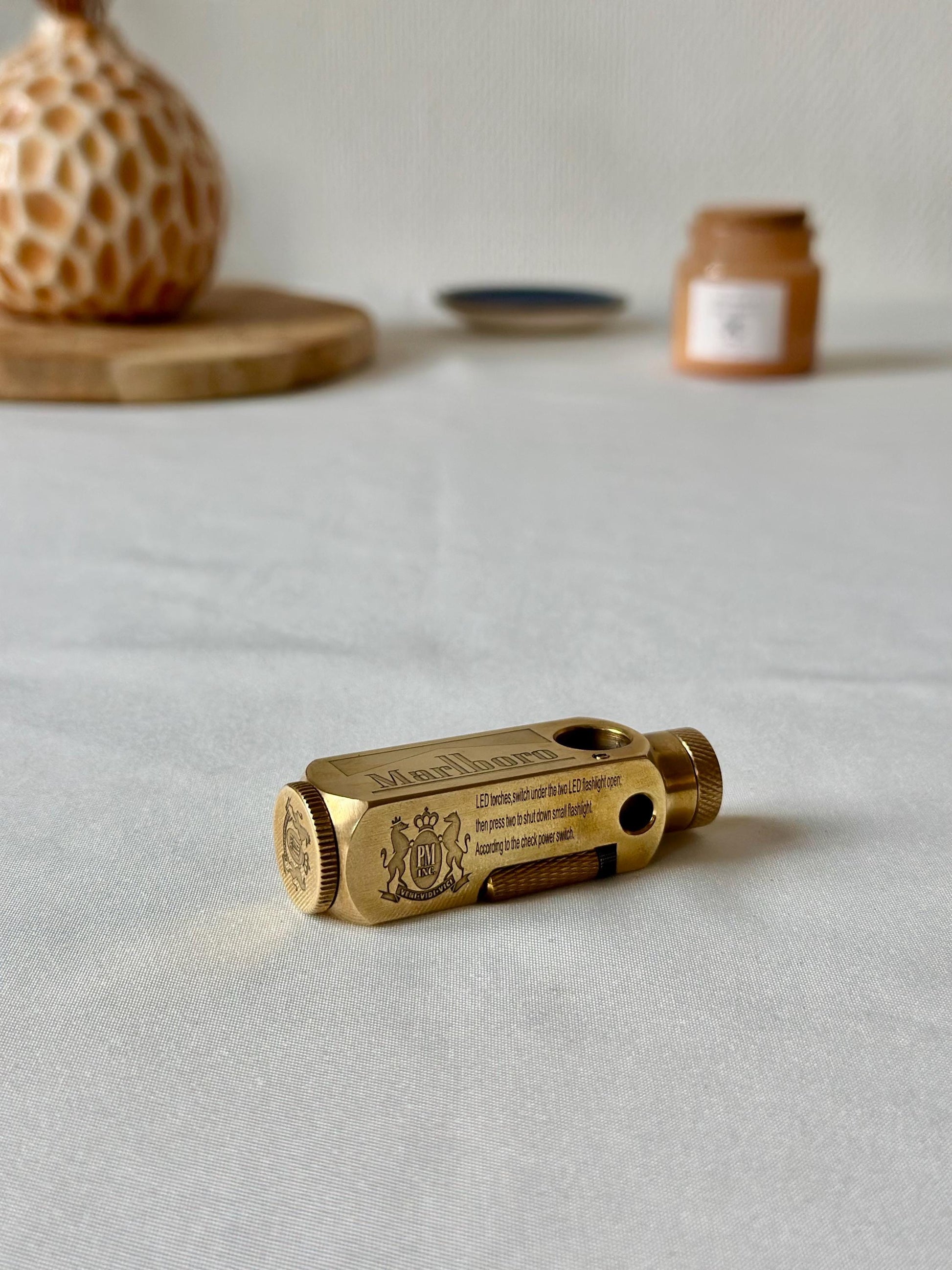 Vintage Marlboro Lighter Engraved Camel Cigarette Windproof Petrol Retro Zippo Style Exquisite Brass Kerosene Custom Windproof Vintage Gift