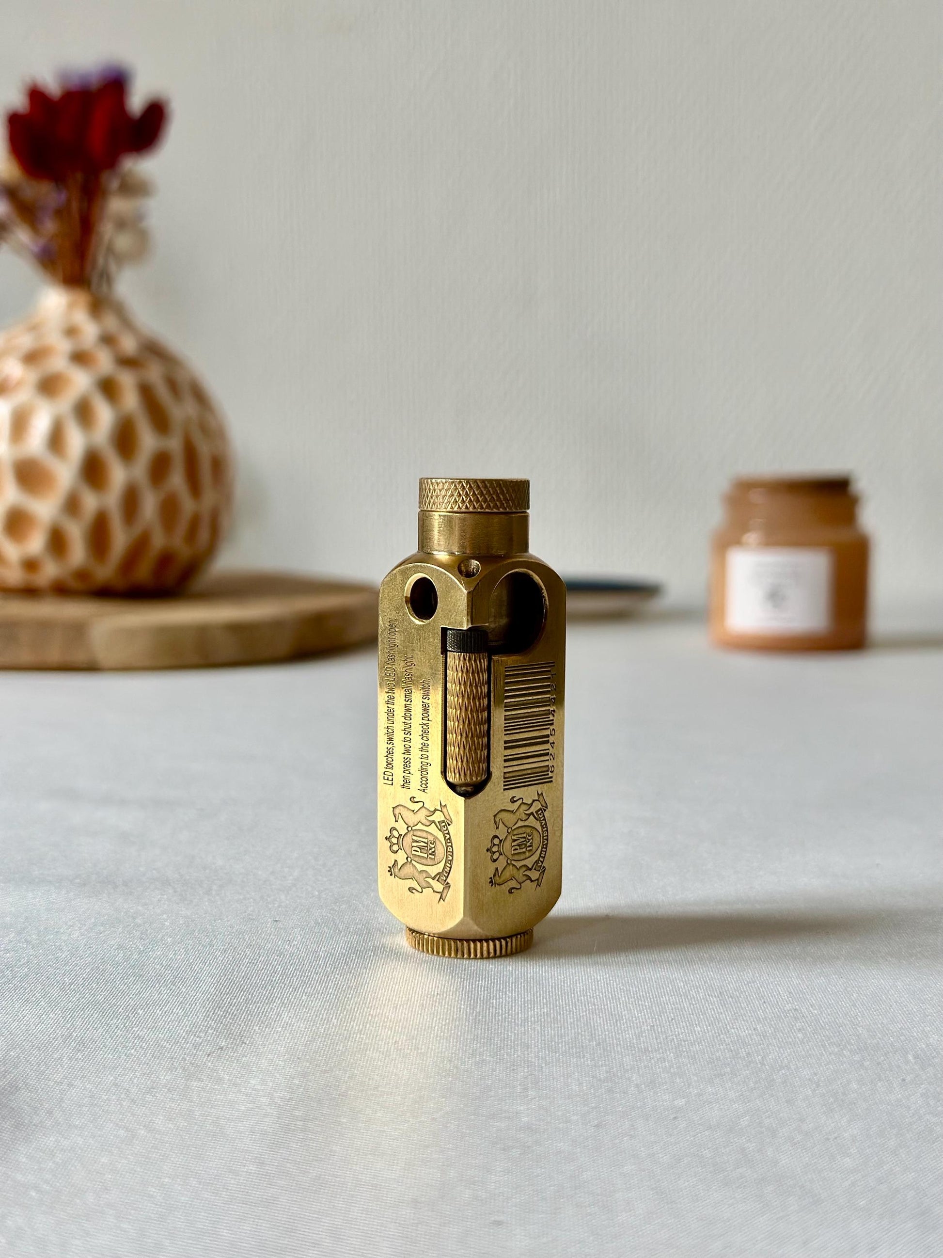 Vintage Marlboro Lighter Engraved Camel Cigarette Windproof Petrol Retro Zippo Style Exquisite Brass Kerosene Custom Windproof Vintage Gift