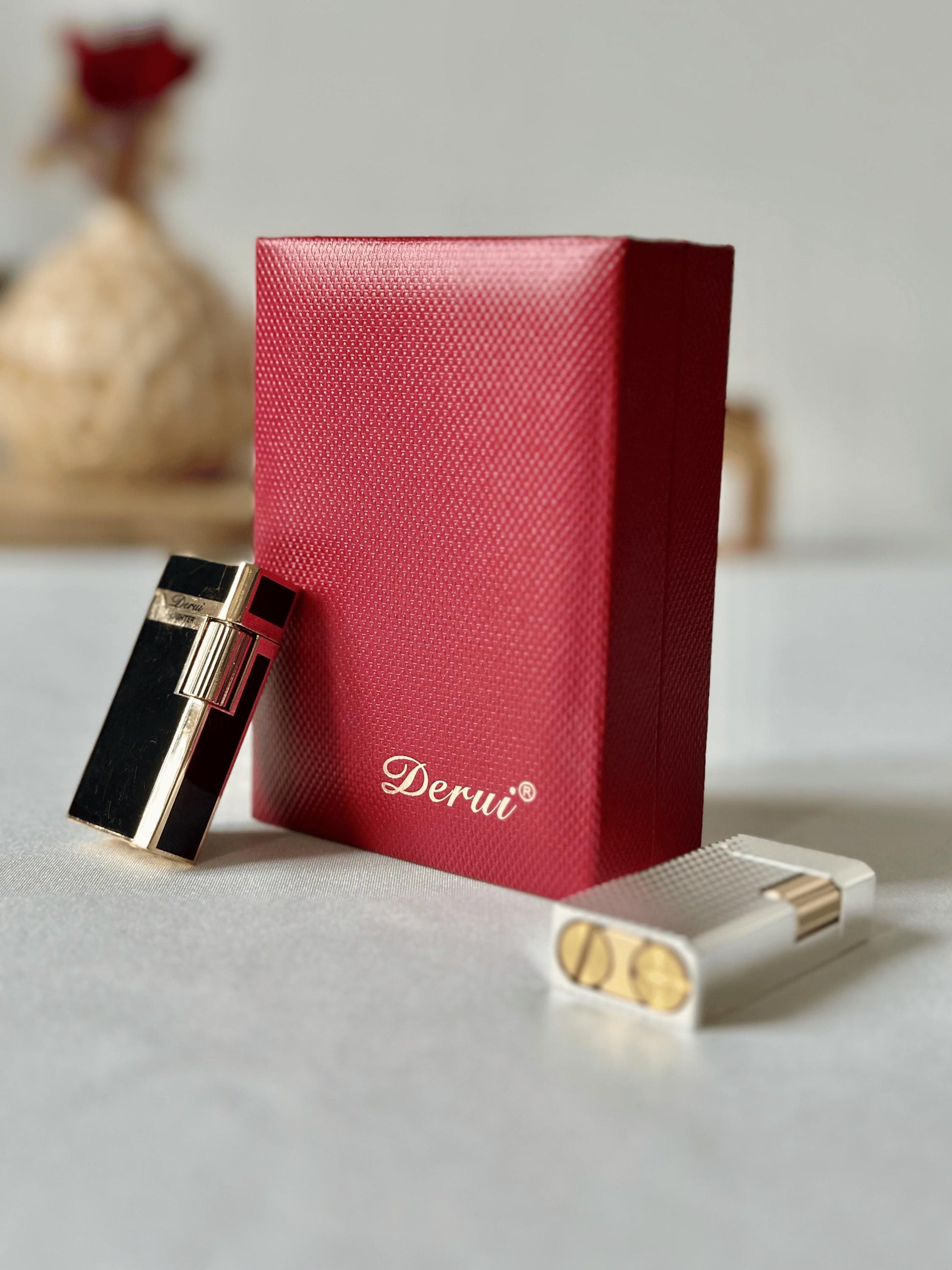 Bullet Lighter Retro Old School Windproof Petrol Retro Zippo Style Exquisite Brass Kerosene Custom Windproof Vintage Collectible Cool Gift