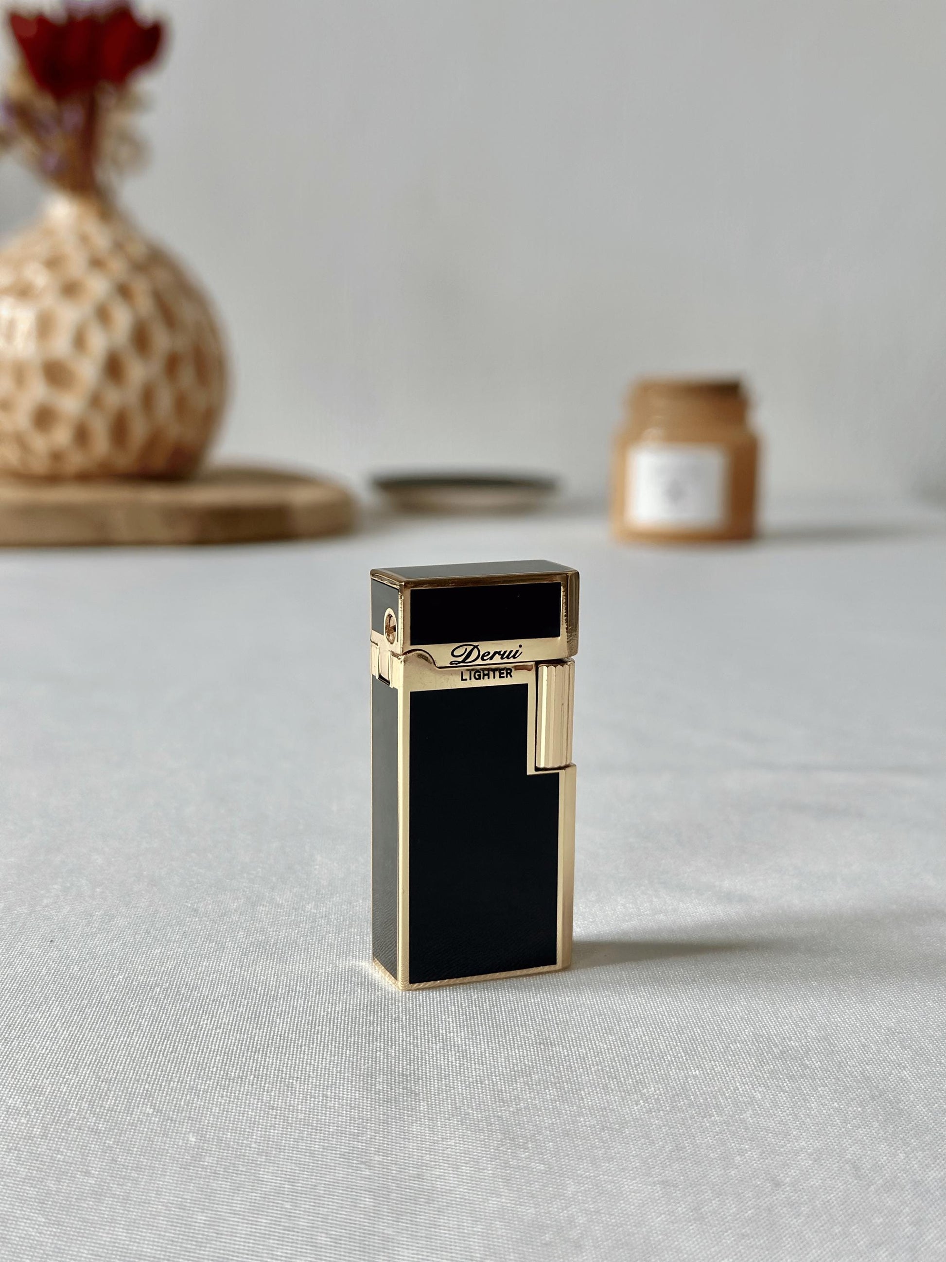 Bullet Lighter Retro Old School Windproof Petrol Retro Zippo Style Exquisite Brass Kerosene Custom Windproof Vintage Collectible Cool Gift