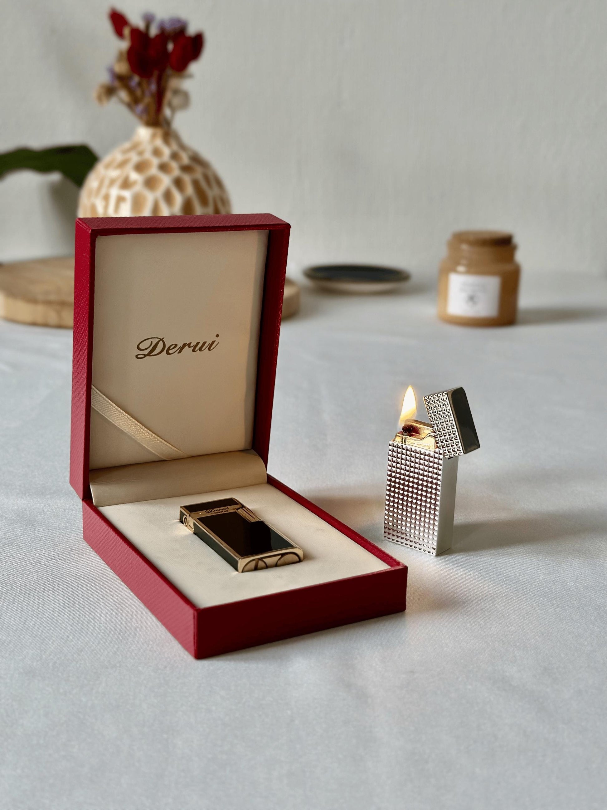 Bullet Lighter Retro Old School Windproof Petrol Retro Zippo Style Exquisite Brass Kerosene Custom Windproof Vintage Collectible Cool Gift