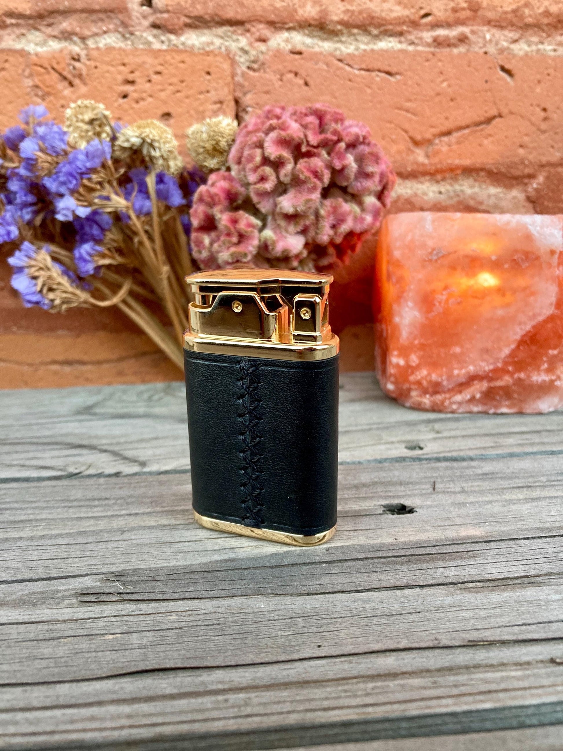 Vintage Lighter Wood Collectible, Retro Cigarette Holder, Unique Old Lighter, Cool Collectible, Collectible Gift for Him, Christmas, Fuel