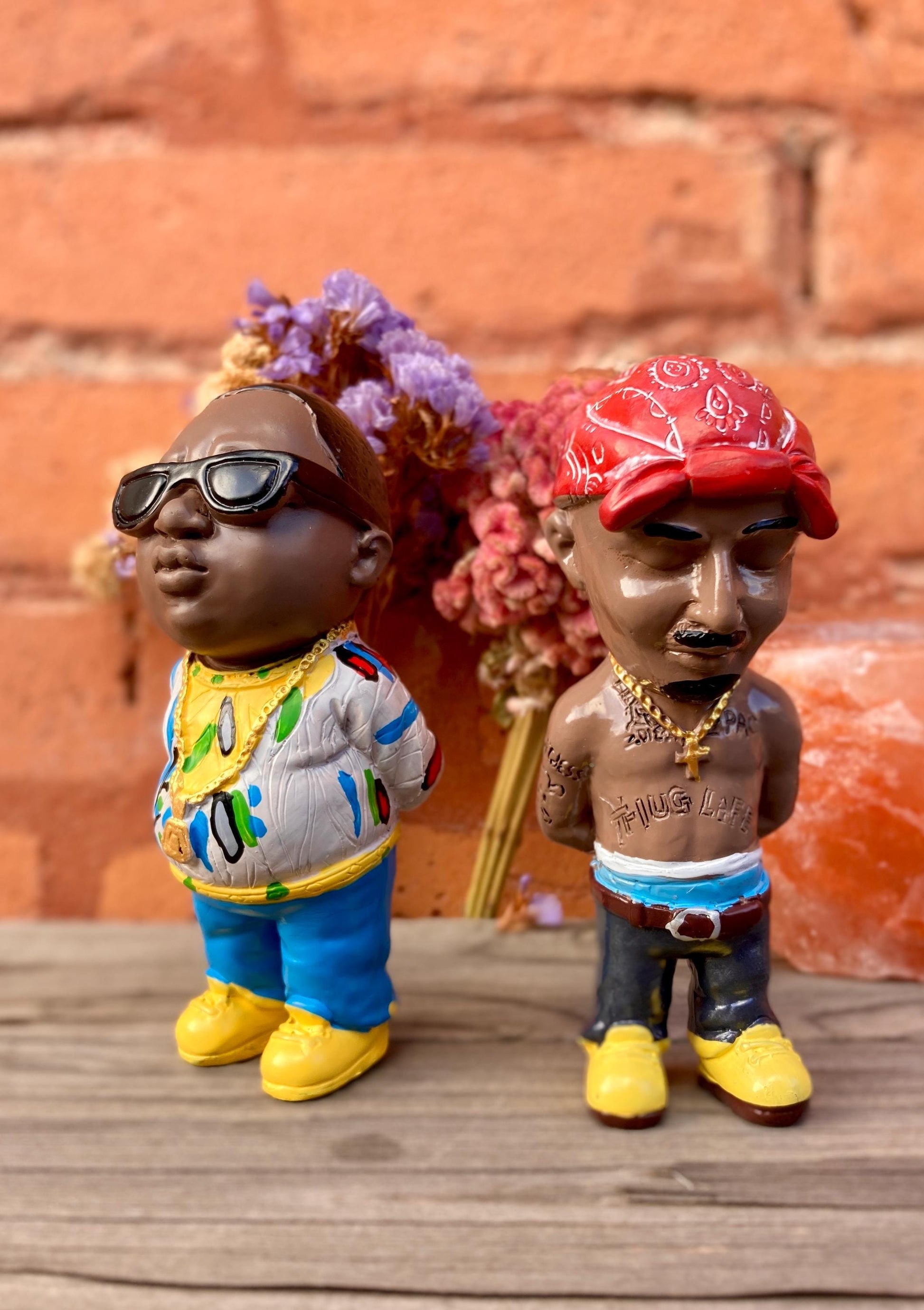 Handmade Tupac Figurine Collectible Item Statue Hip-Hop Sculpture Tupac Biggie Music Lover Gift Home Decoration Miniature Rap