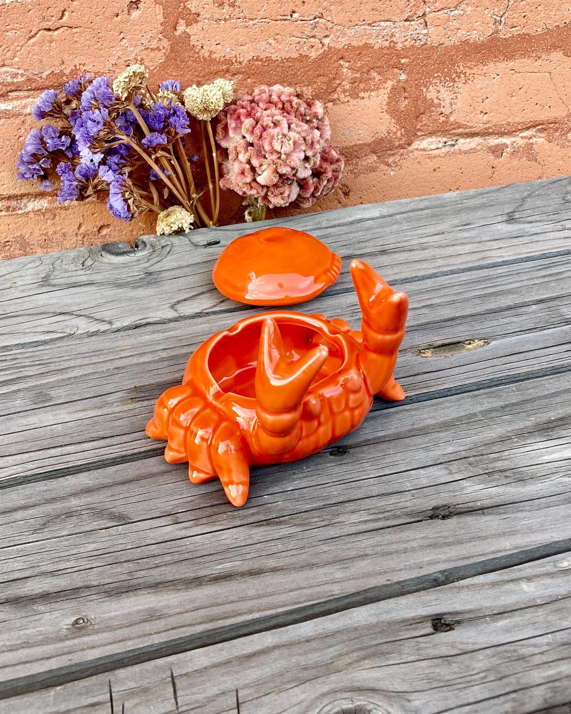 Ceramic Crab Ashtray Unique Design Decorative Gift Handcrafted Coastal Beach Home Decor Ceramic Home Decor Smoke Accessories