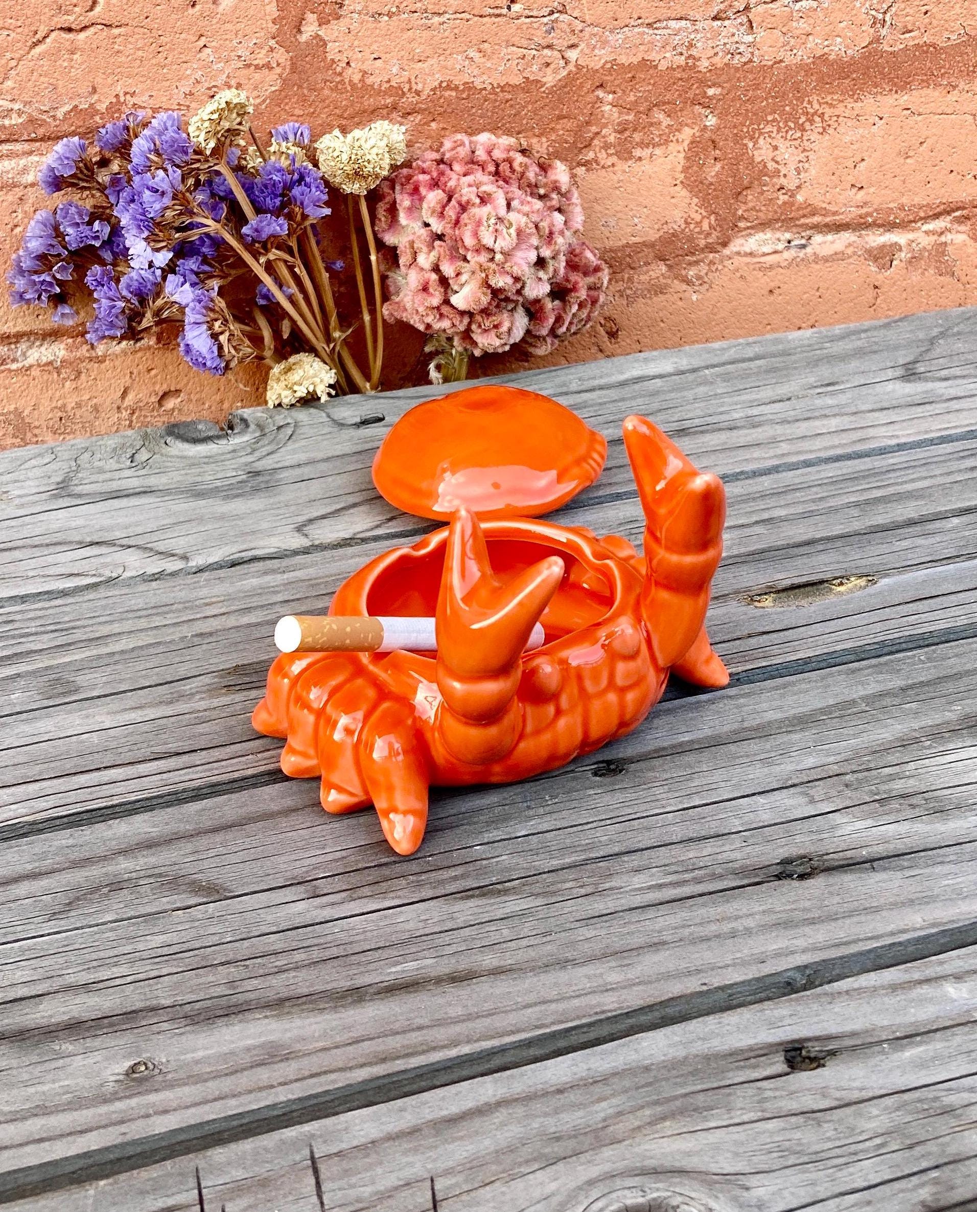 Ceramic Crab Ashtray Unique Design Decorative Gift Handcrafted Coastal Beach Home Decor Ceramic Home Decor Smoke Accessories