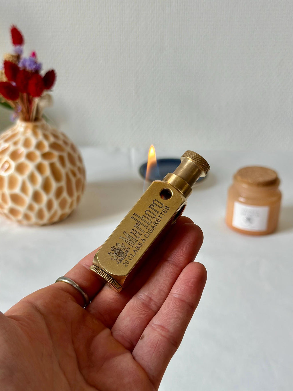 Vintage Marlboro Lighter Engraved Camel Cigarette Windproof Petrol Retro Zippo Style Exquisite Brass Kerosene Custom Windproof Vintage Gift
