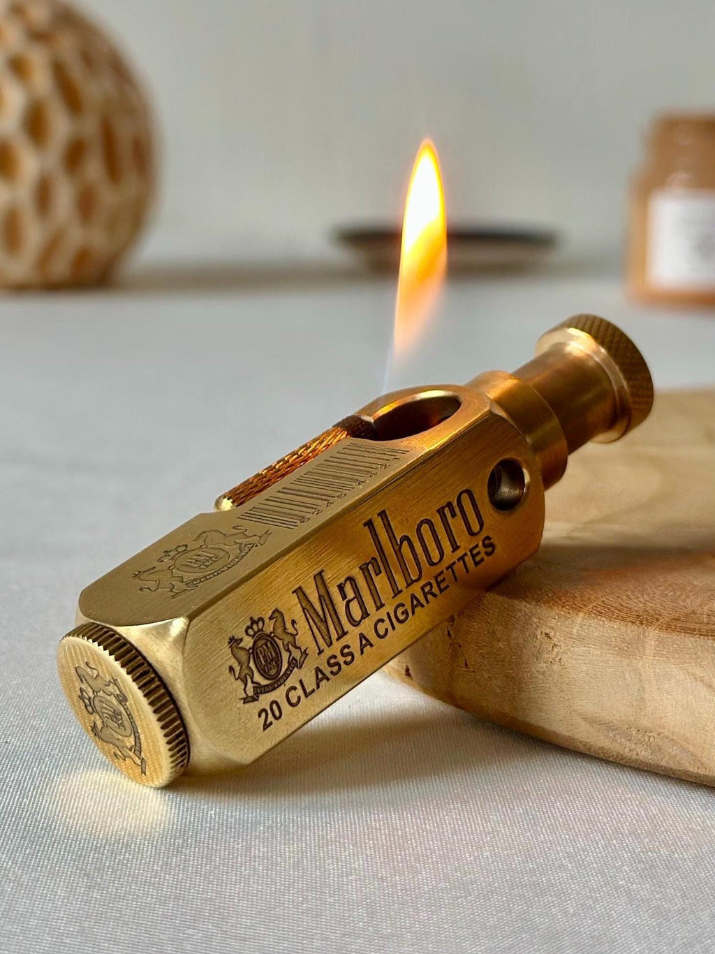 Vintage Marlboro Lighter Engraved Camel Cigarette Windproof Petrol Retro Zippo Style Exquisite Brass Kerosene Custom Windproof Vintage Gift